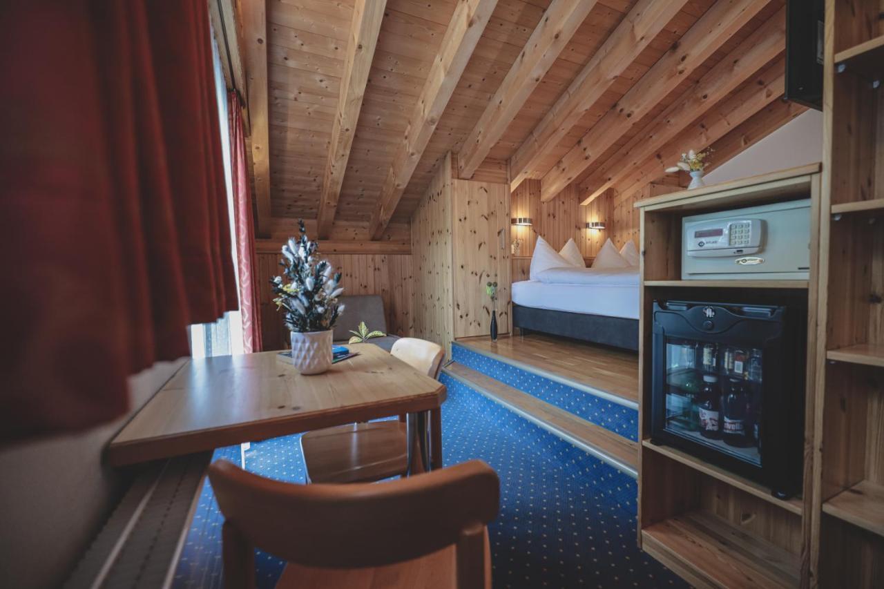 Hotel Sonnenhalde, Arosa Exterior photo