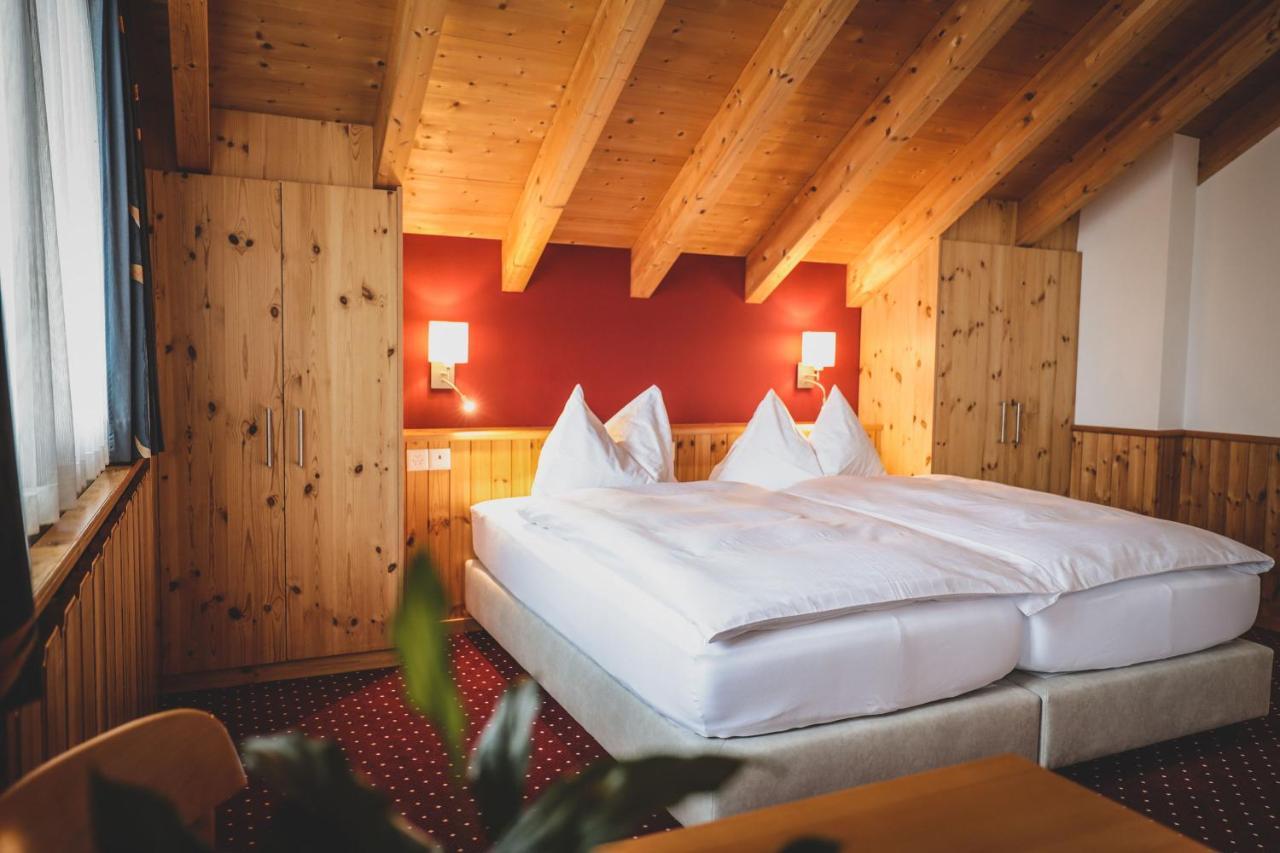 Hotel Sonnenhalde, Arosa Exterior photo