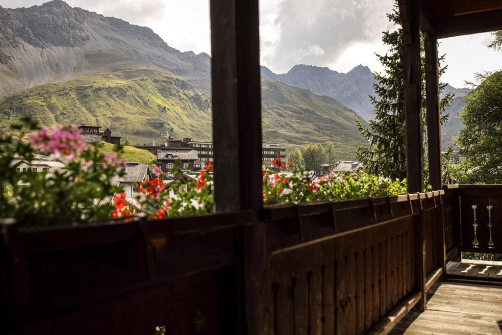 Hotel Sonnenhalde, Arosa Exterior photo